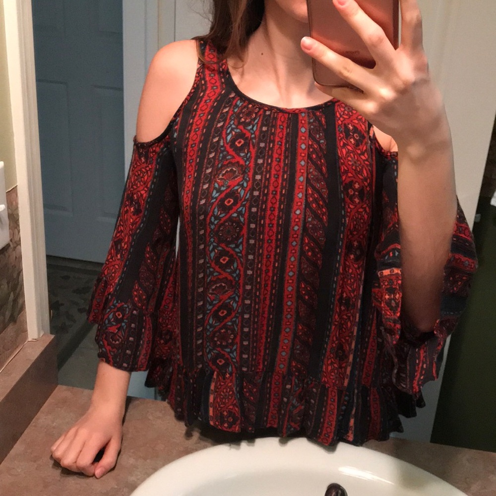 Hollister cold shoulder top